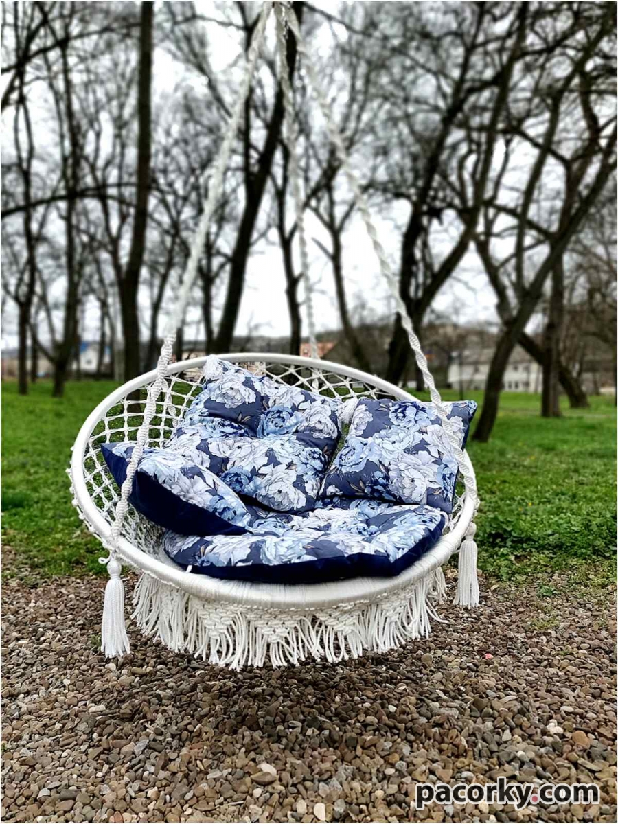 Садове крісло-гойдалка макраме