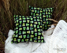 Декоративная интерьерная подушка "Литл елиенс"