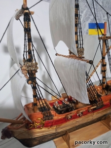 Кораблик із сірників "Гордість Цинтри"