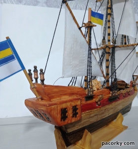 Кораблик із сірників "Гордість Цинтри"