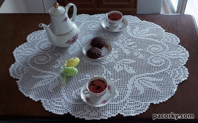 Серветка в'язана овальна