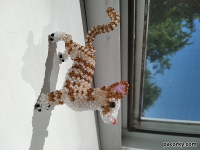 Котик із бісеру