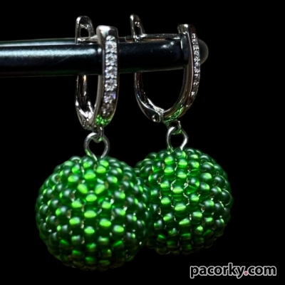 Сережки ручної роботи 
