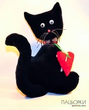 Котик з сердечком