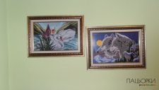 Продаються картини Лебеді та Вовки