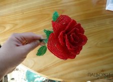 роза з бісеру