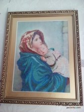 Ікона бісером(Мадонна з дитям)