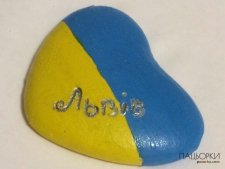 різні магнітики