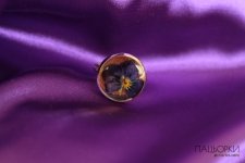 Перстень з фіалкою
