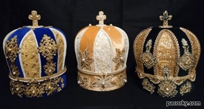 Шапка-корона  Святого Миколая