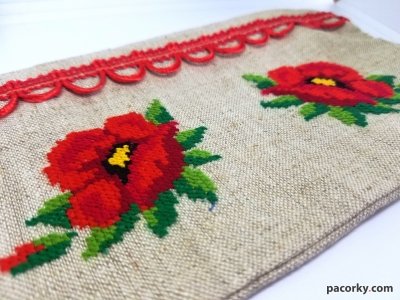 Вишиті гаманці