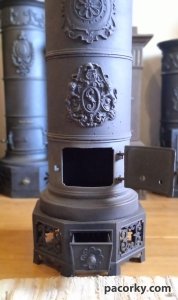 Чавунна пічка h1150mm заводу графа Шенборна з гербом на обігрів