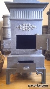 Пічка флагман 1850 року. Найбільша топка, для опалення 150м.кв  