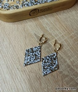 Сережки з бісеру Кульчики Ромби Серце