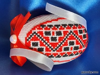 Писанки вишиті