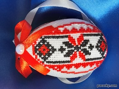 Писанки вишиті
