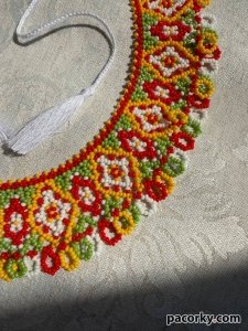 Силянка із чеського бісеру